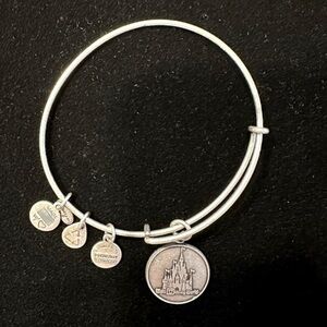 Alex and Ani - Walt Disney World - Officially Licensed - Wire Bracelet